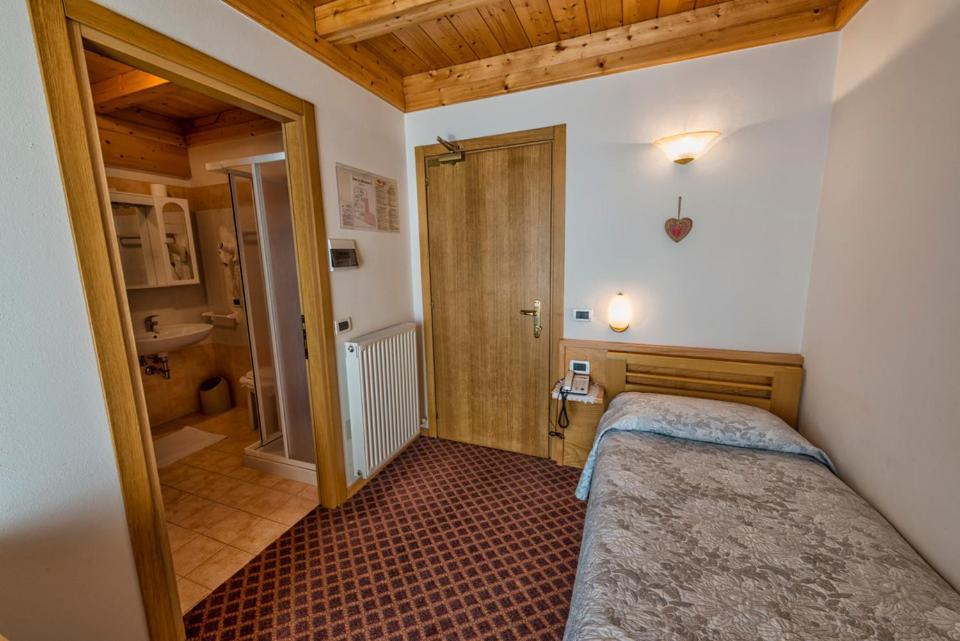 La Montanina Hotel In Val Di Non Malosco Værelse billede